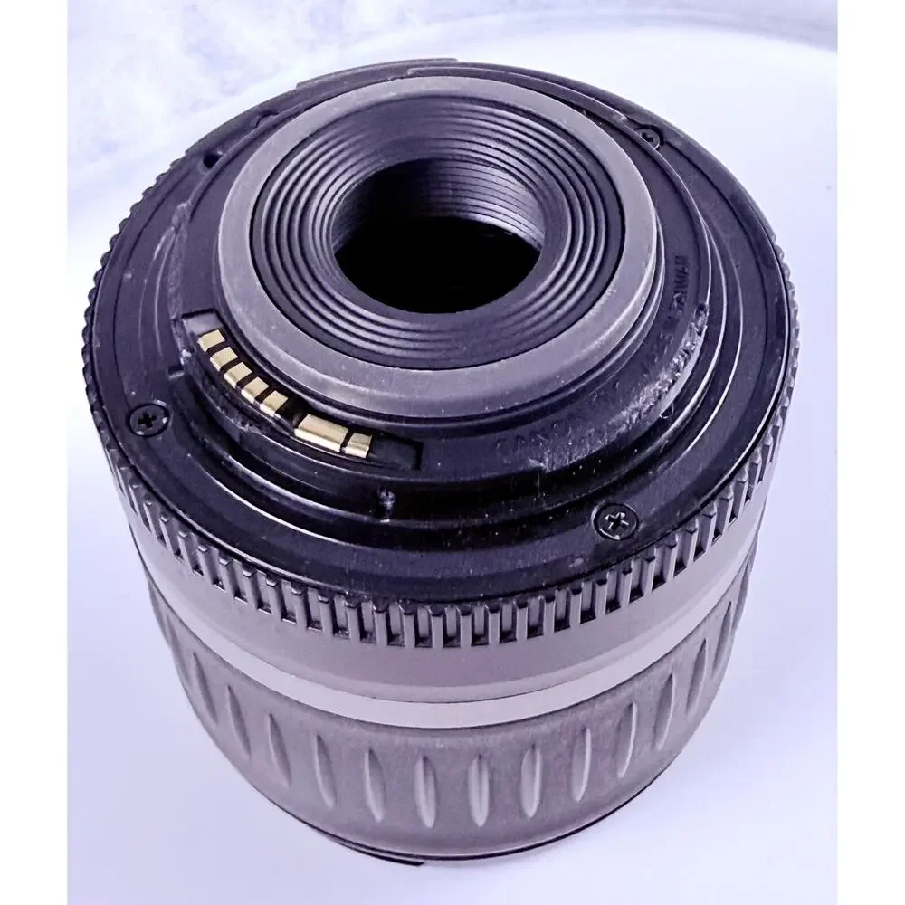 Canon EFS 18-55mm f/3.5-5.6 III Lens And Lowepro Case EOS Rebel DSLR FREE SHIP!